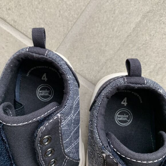 Toddler Sneakers Sz 4 Navy Blue Canvas Hook Loop Slip On Wonder Nation - Picture 2 of 4